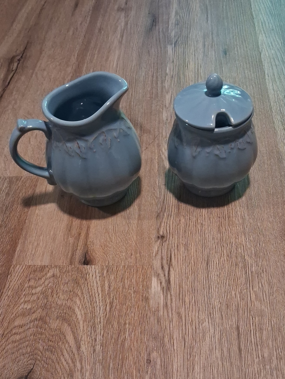 Longaberger Light Blue Stoneware Sugar Bowl And Creamer